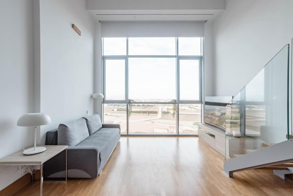 شقة Duplex Loft Apartamento Con Parking Gratis فالنسيا المظهر الخارجي الصورة